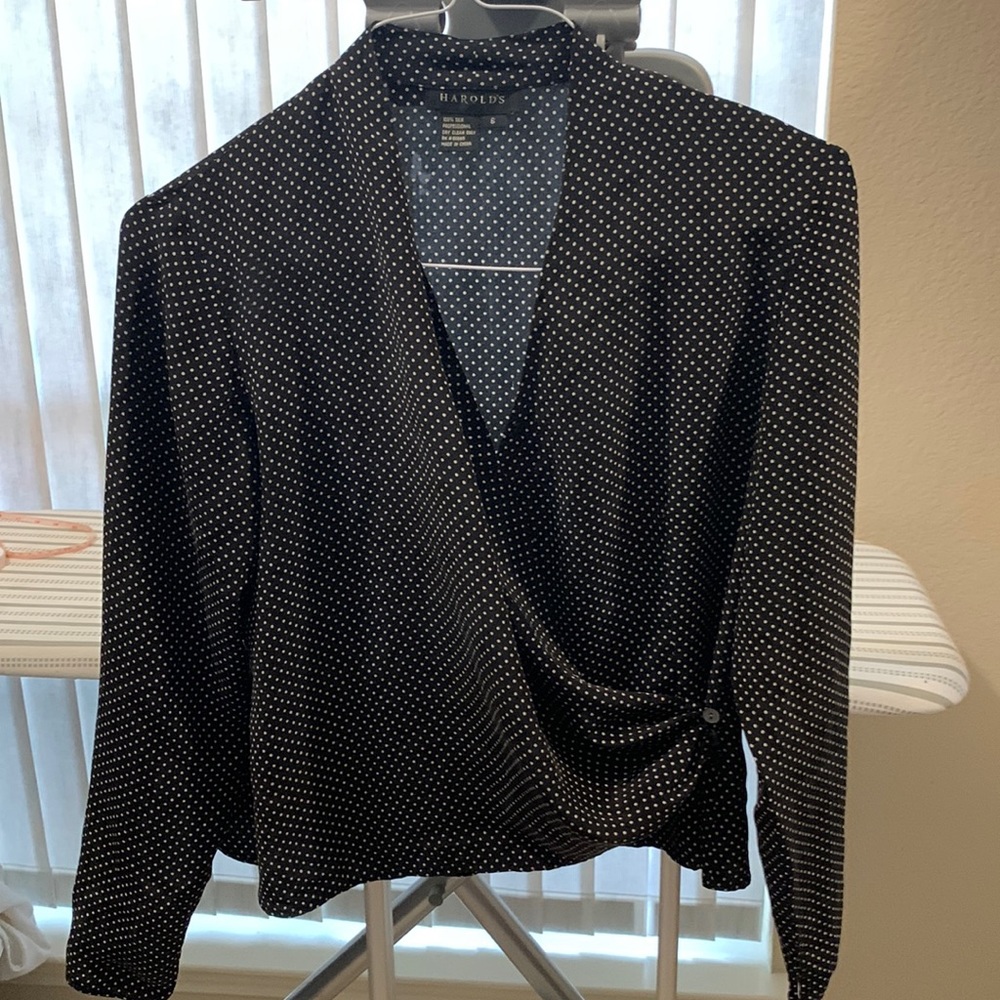 Harold’s poker dots silky blouse